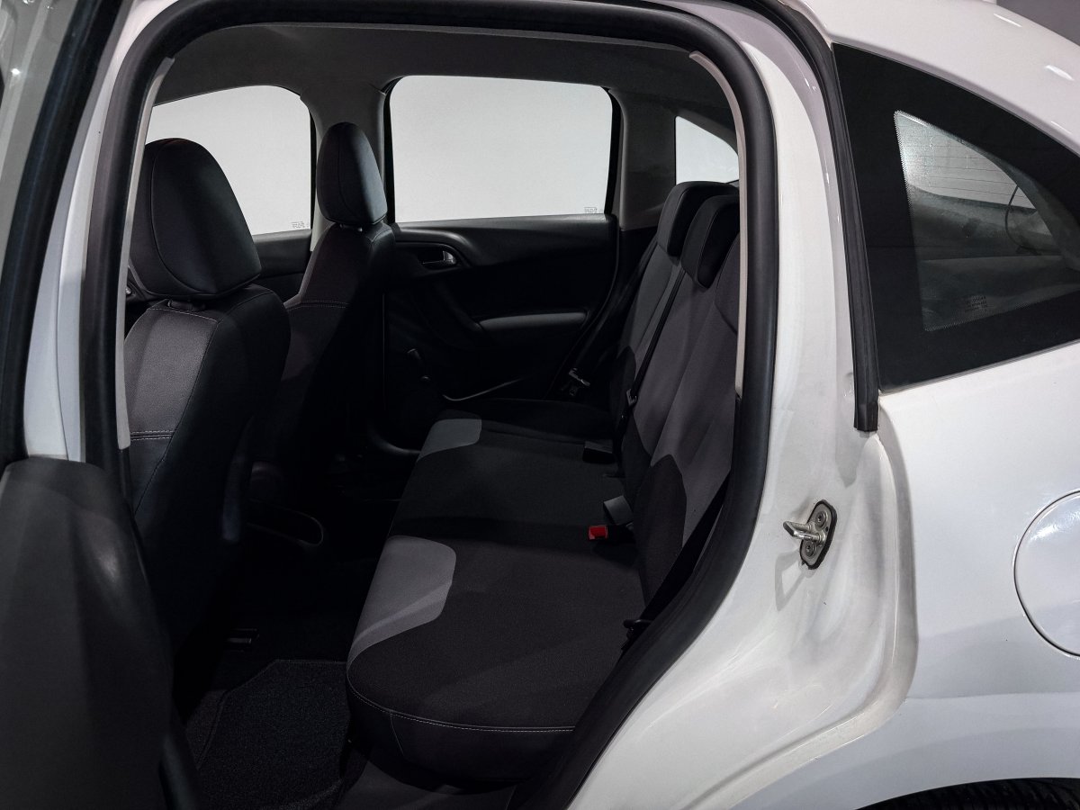 Foto Citroen C3 11