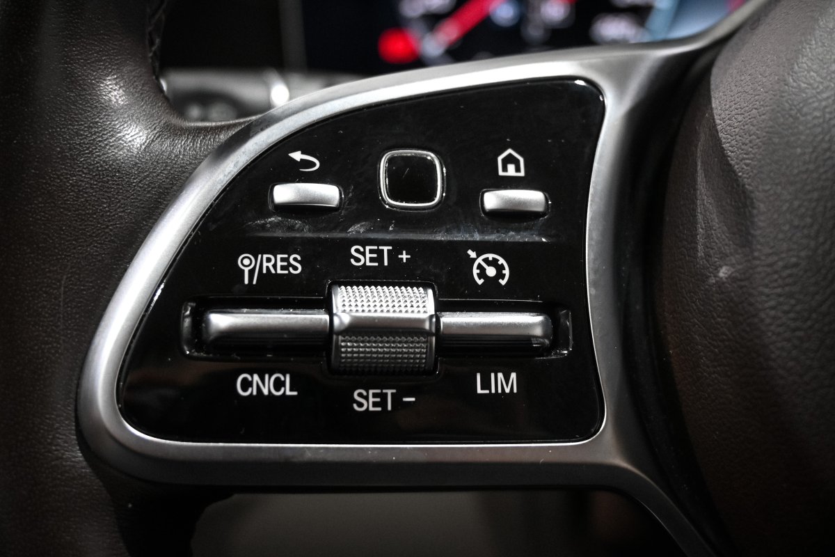 Foto Mercedes-Benz E 19