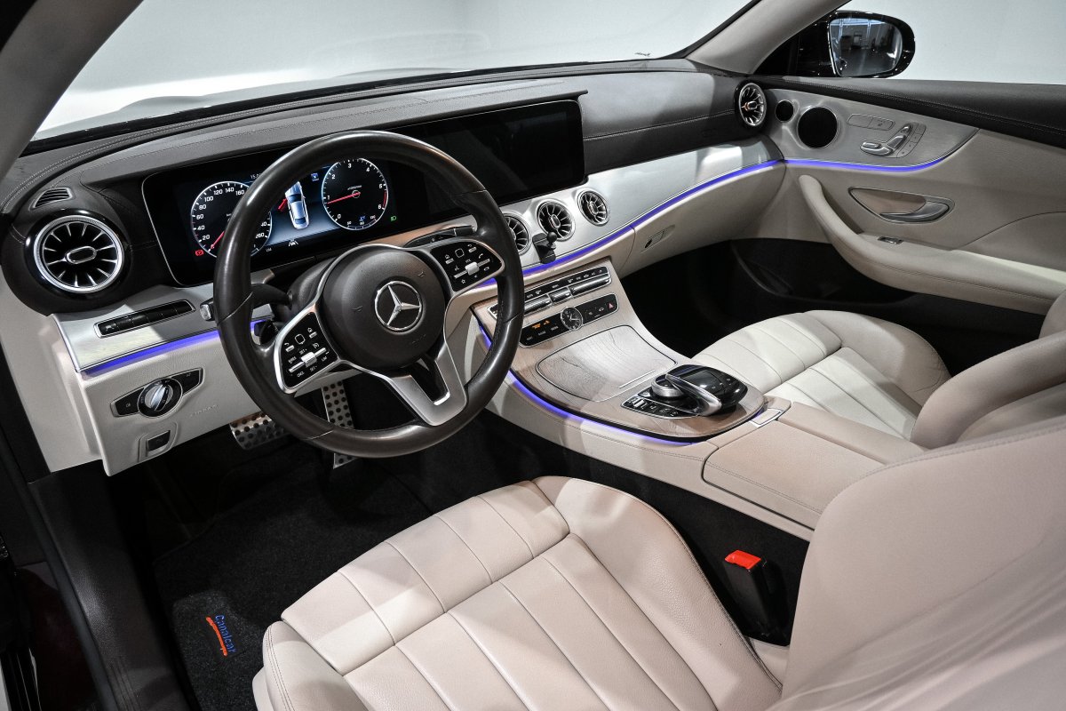 Foto Mercedes-Benz E 8