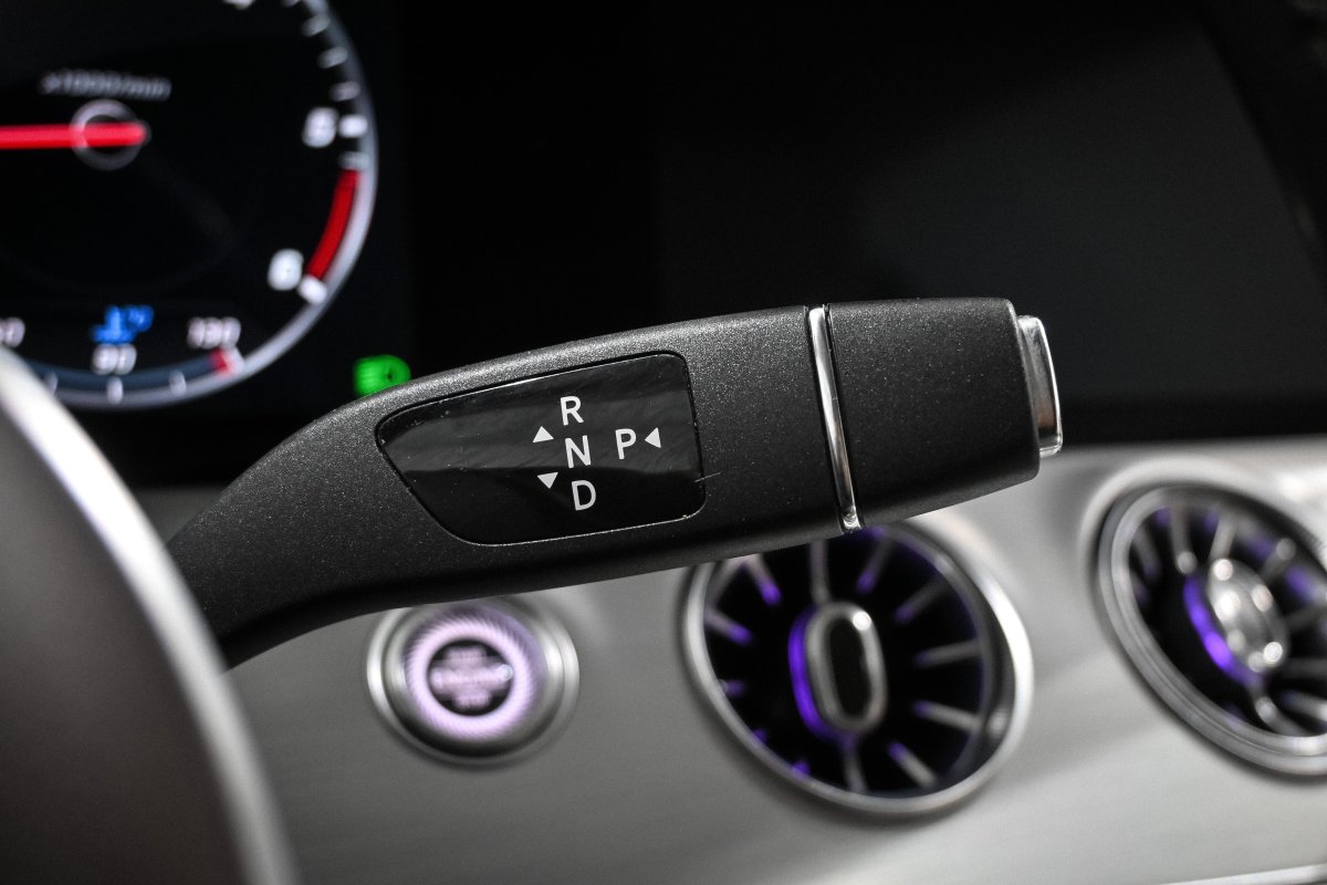 Foto Mercedes-Benz E 25