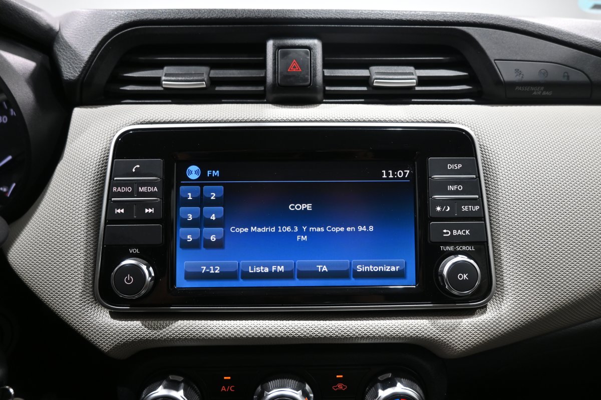 Foto Nissan Micra 15