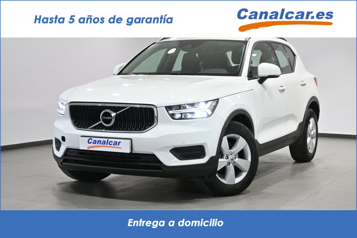 Volvo XC40 XC40 Momentum Core T2