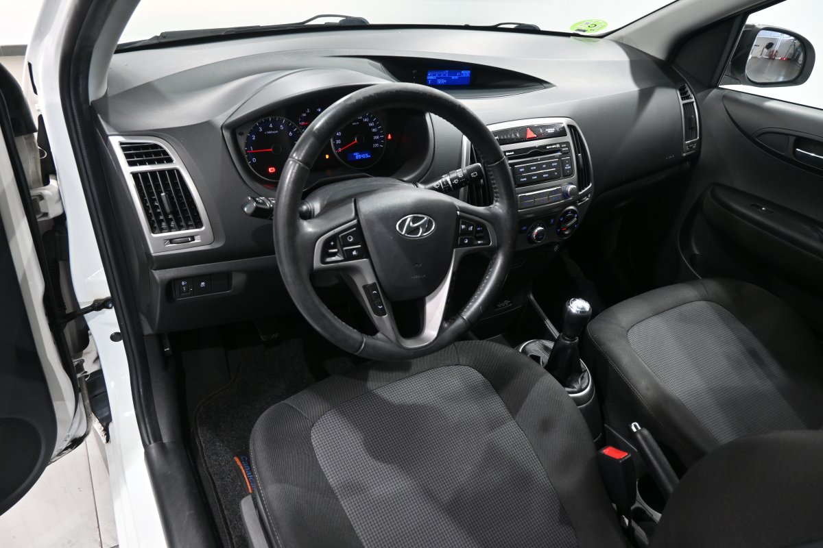 Foto Hyundai i20 9