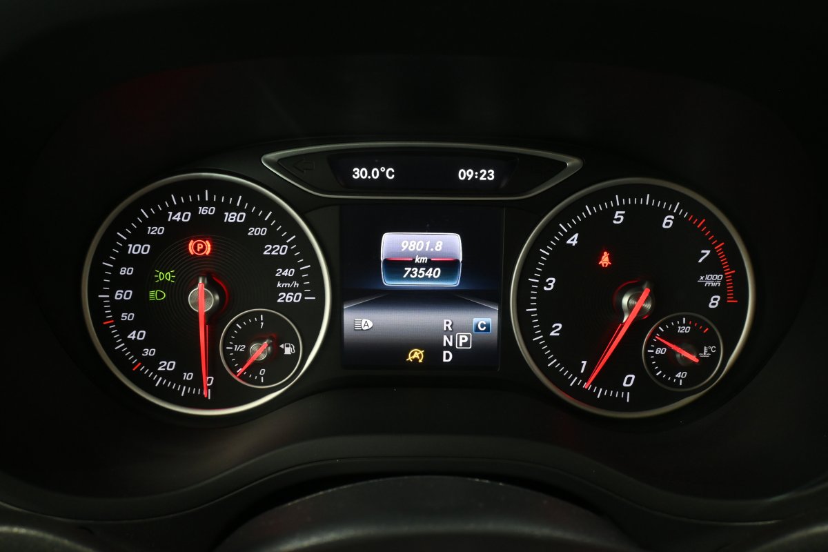 Foto Mercedes-Benz B 12