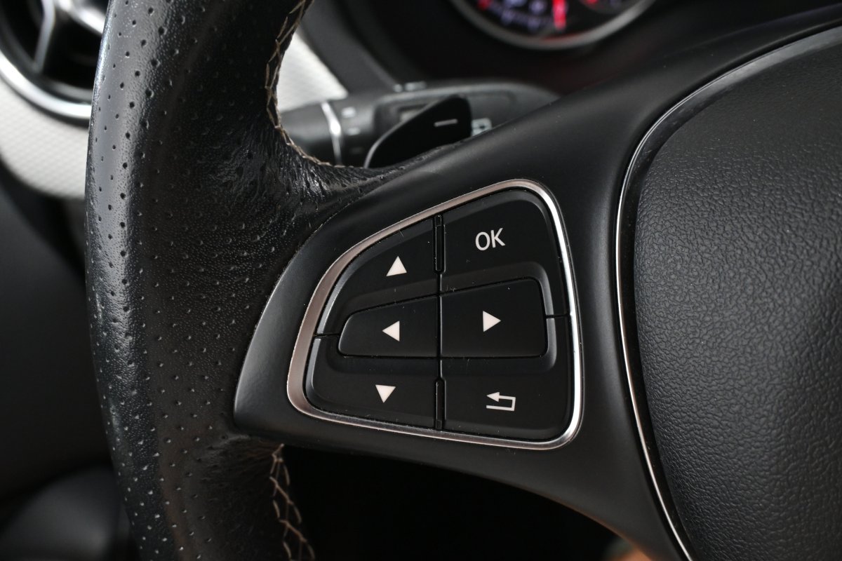 Foto Mercedes-Benz B 25