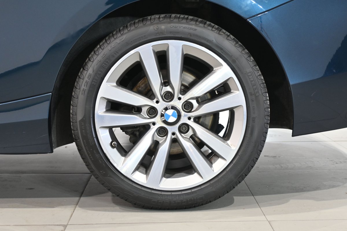 Foto Bmw 218d 26