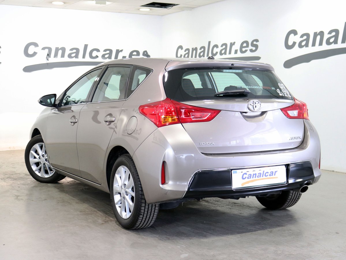 Foto Toyota Auris 6