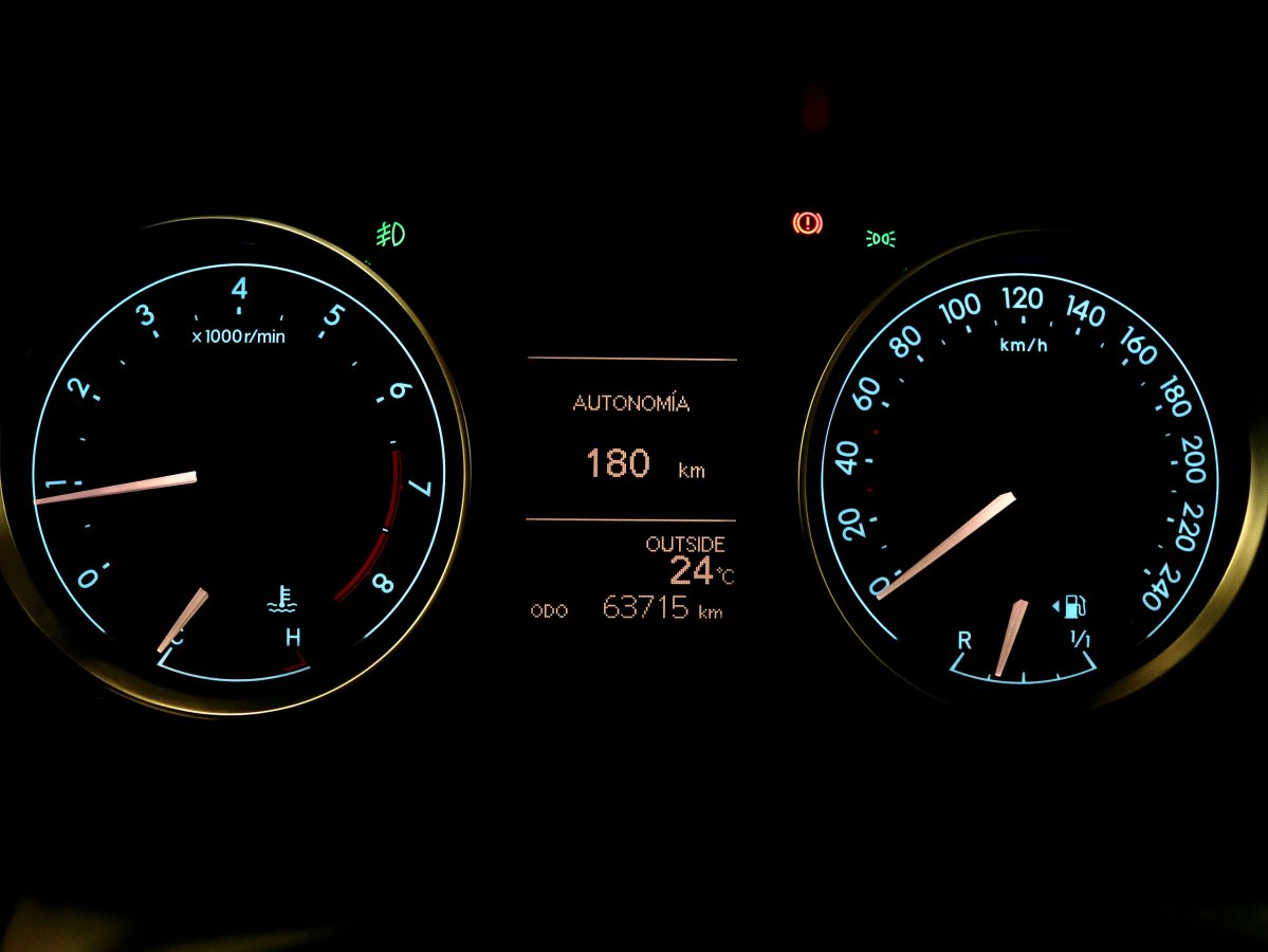 Foto Toyota Auris 11