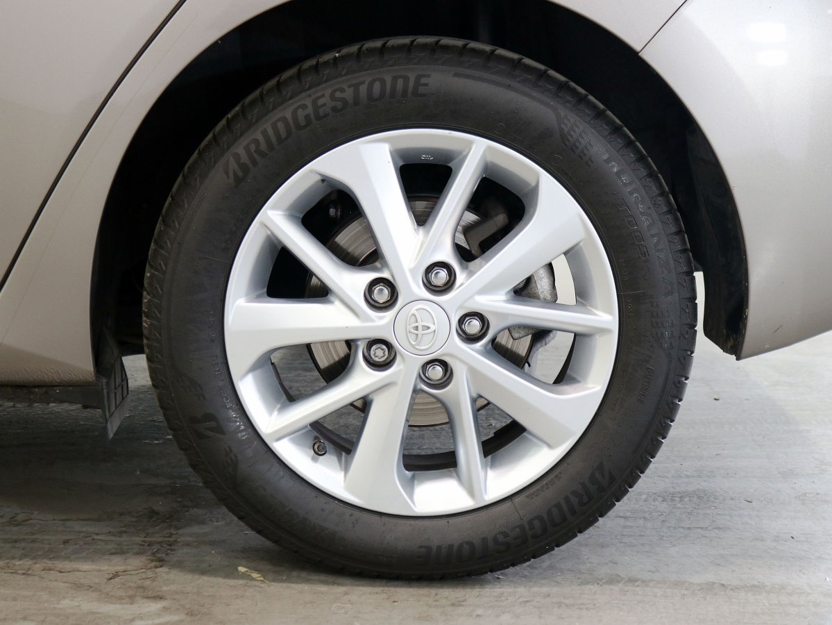 Foto Toyota Auris 30