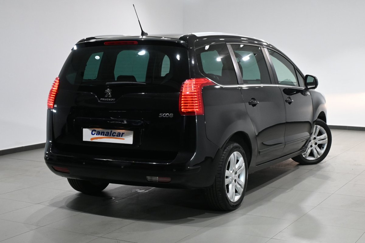Foto Peugeot 5008 4