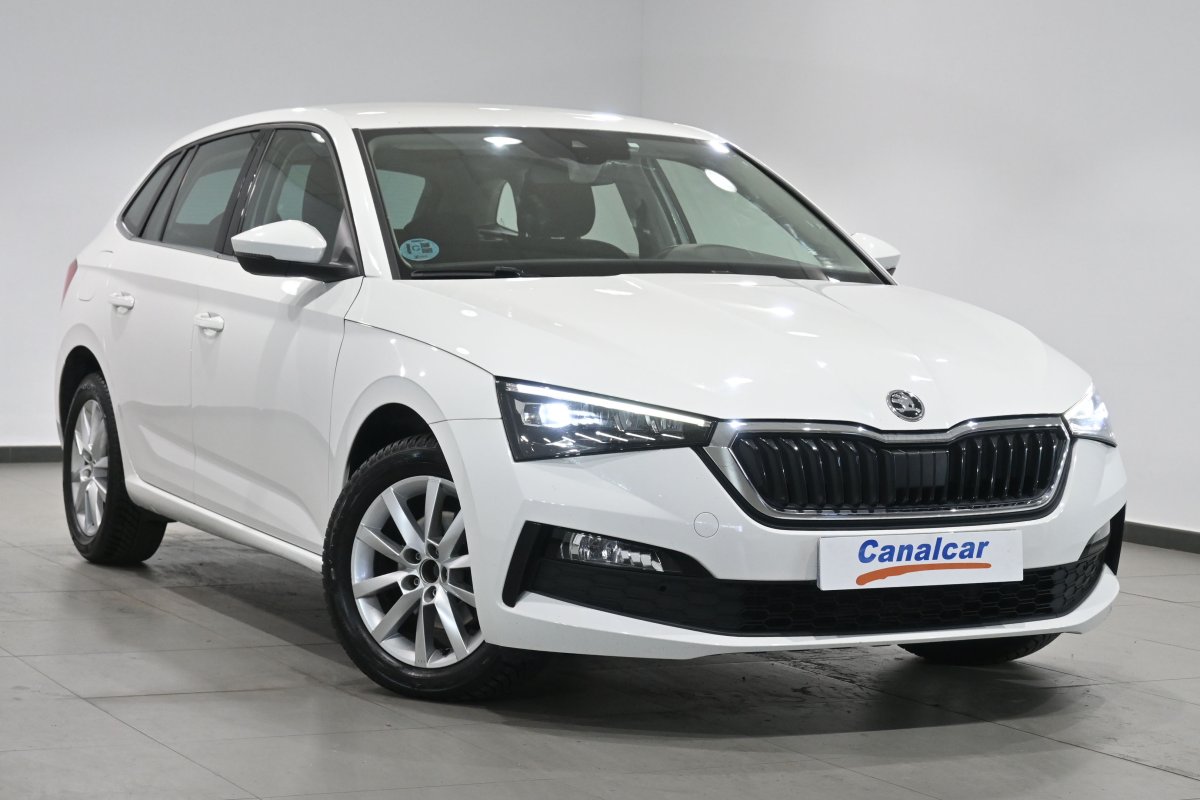 Foto Skoda SCALA 3