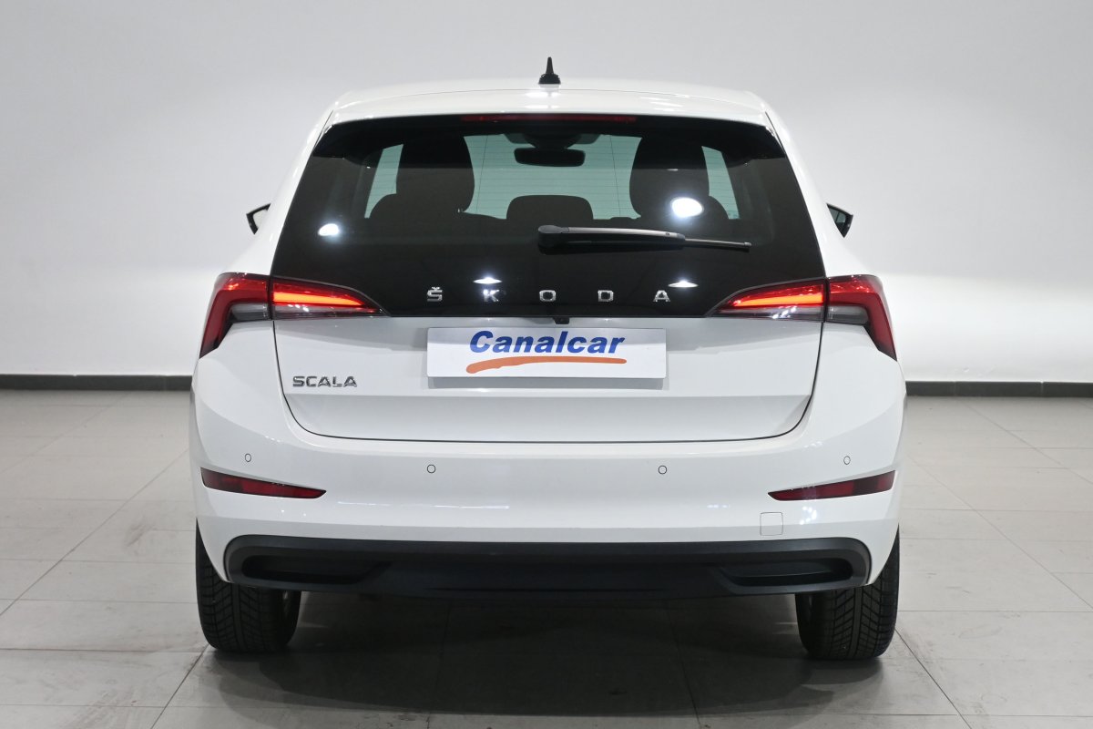 Foto Skoda SCALA 5