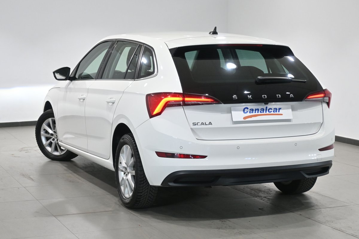 Foto Skoda SCALA 6