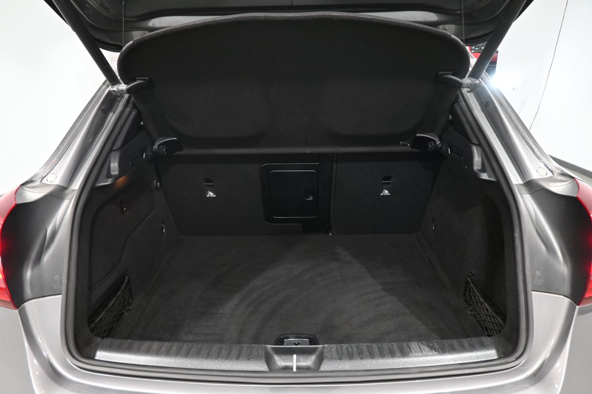 Foto Mercedes-Benz GLA 8