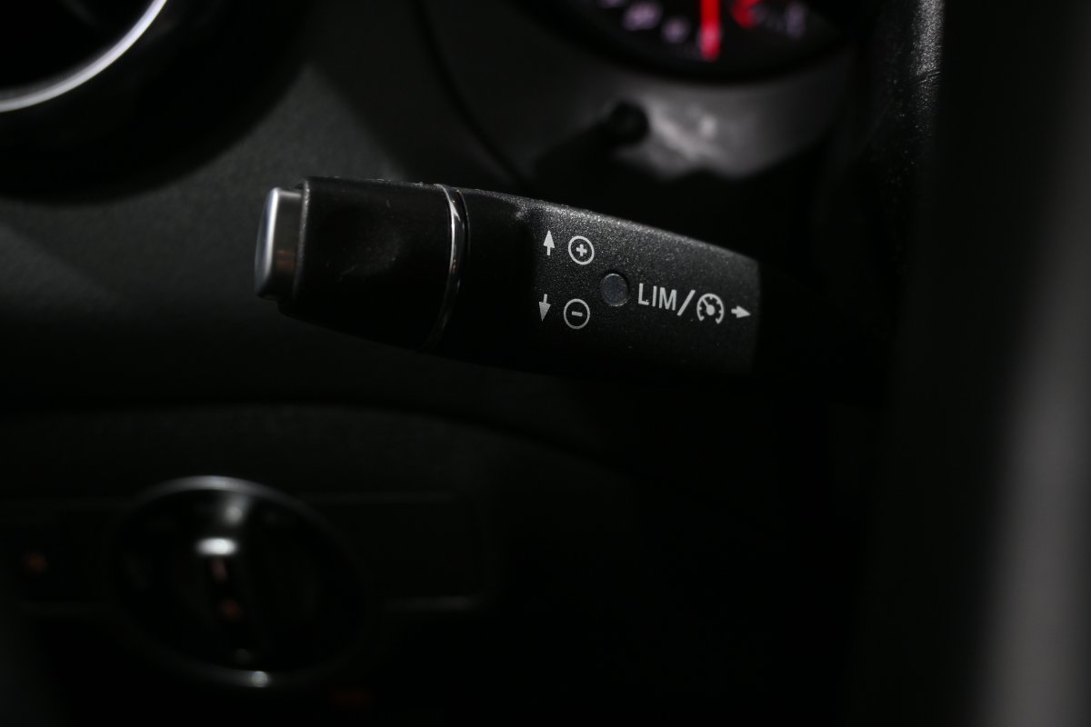 Foto Mercedes-Benz GLA 26