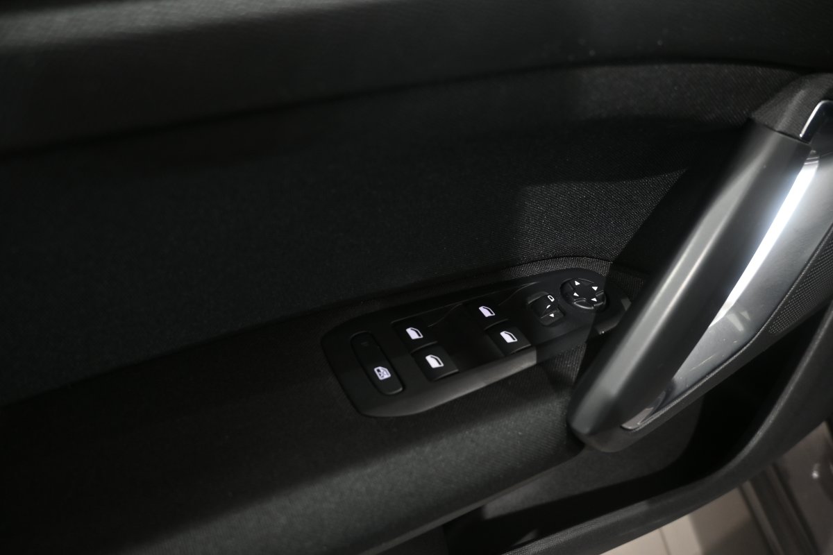 Foto Peugeot N308 27