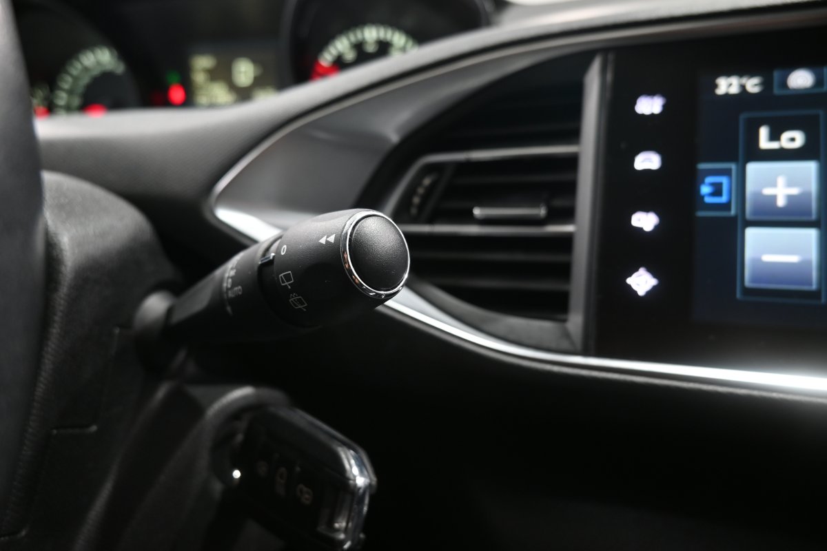 Foto Peugeot N308 25