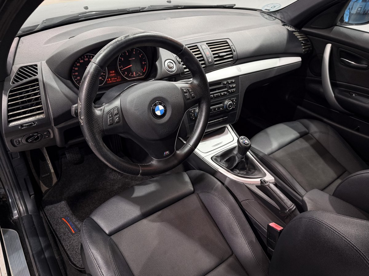 Foto Bmw 118i 9