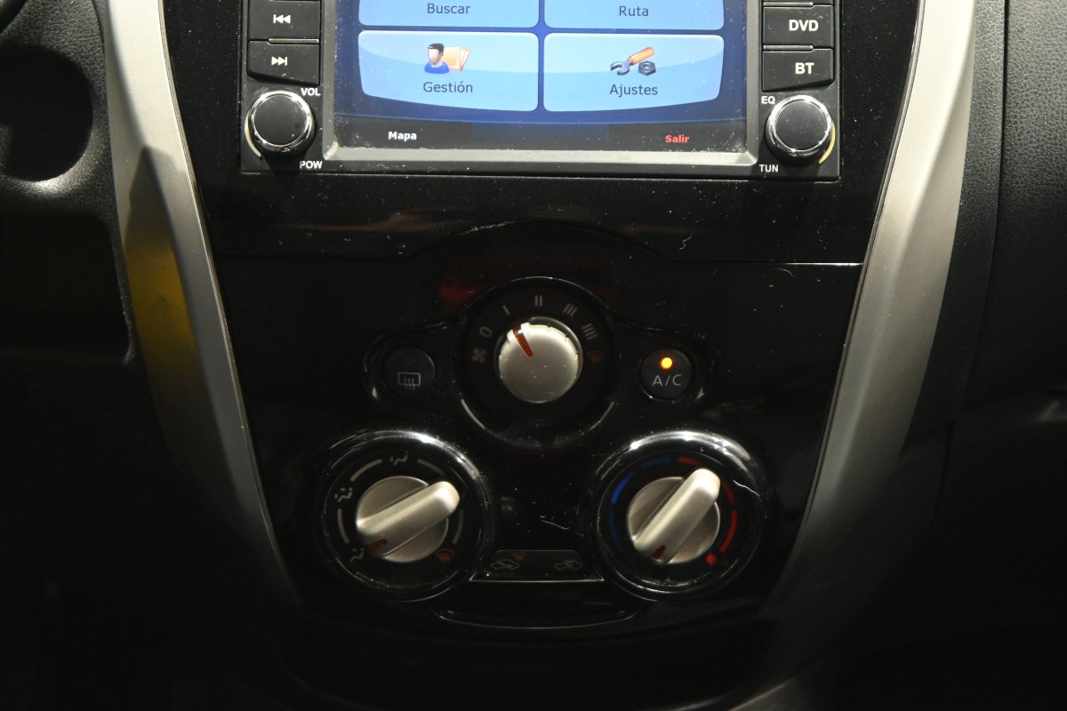 Foto Nissan Note 17