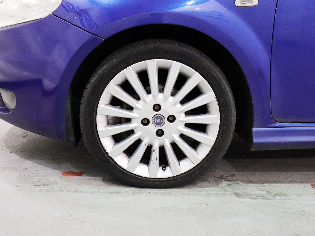 Foto Fiat Punto 17