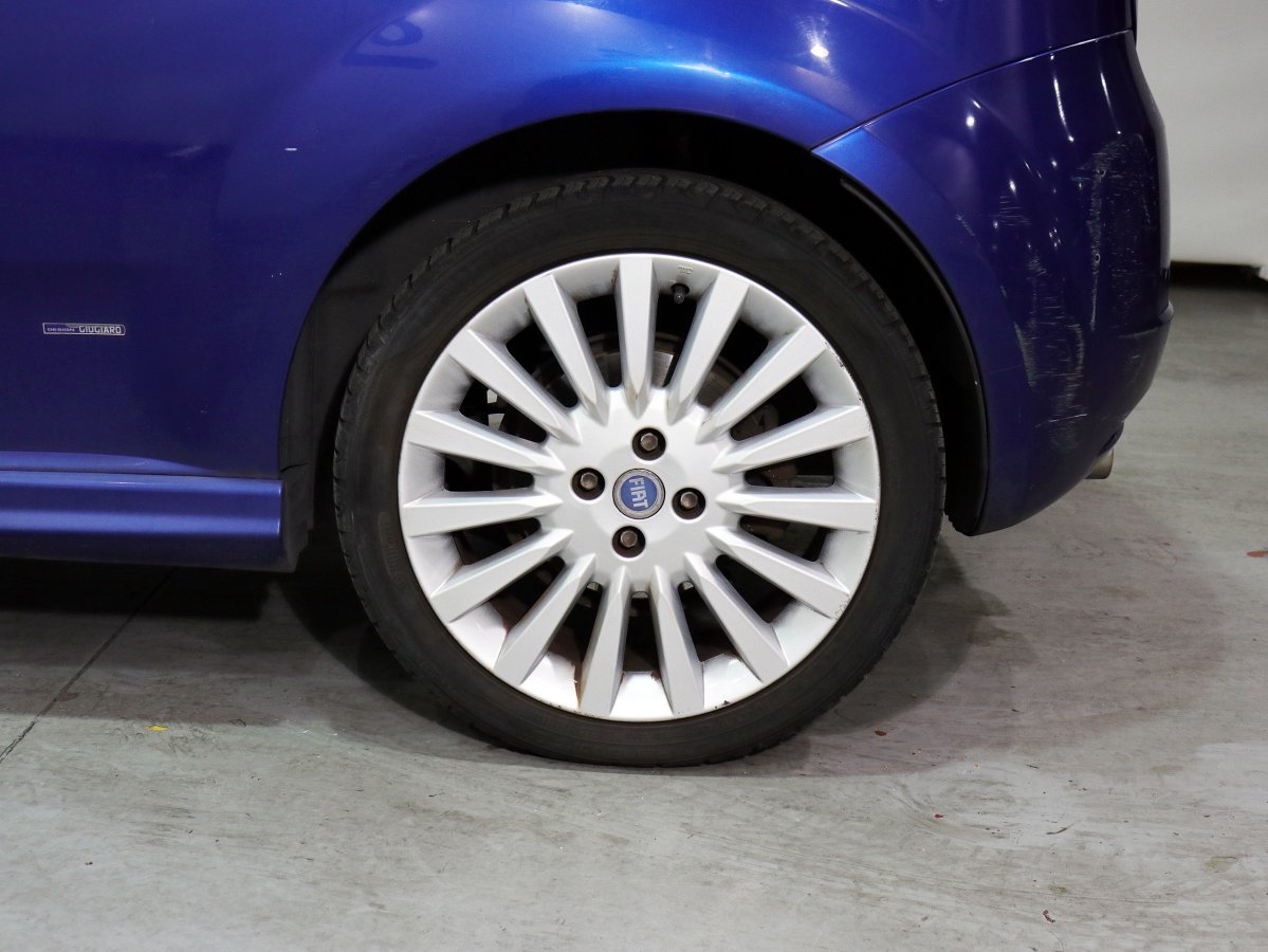 Foto Fiat Punto 18