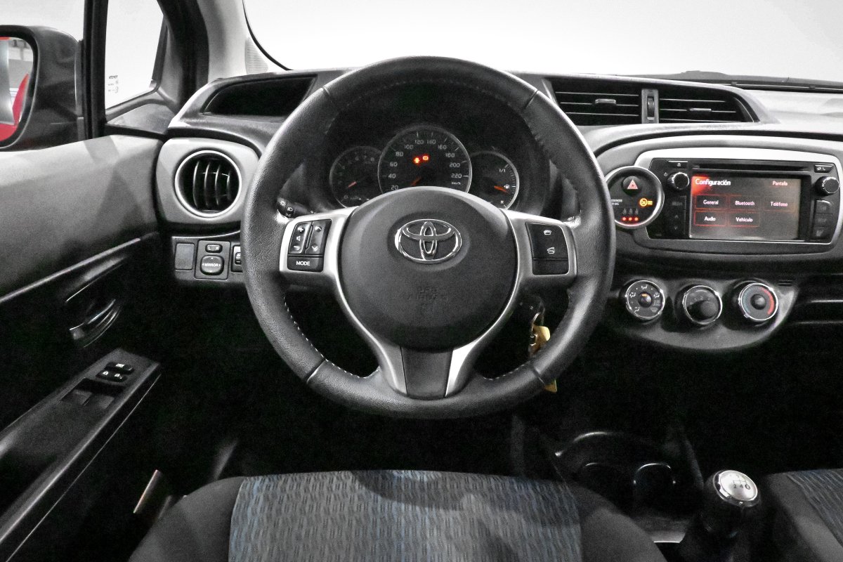 Foto Toyota Yaris 20