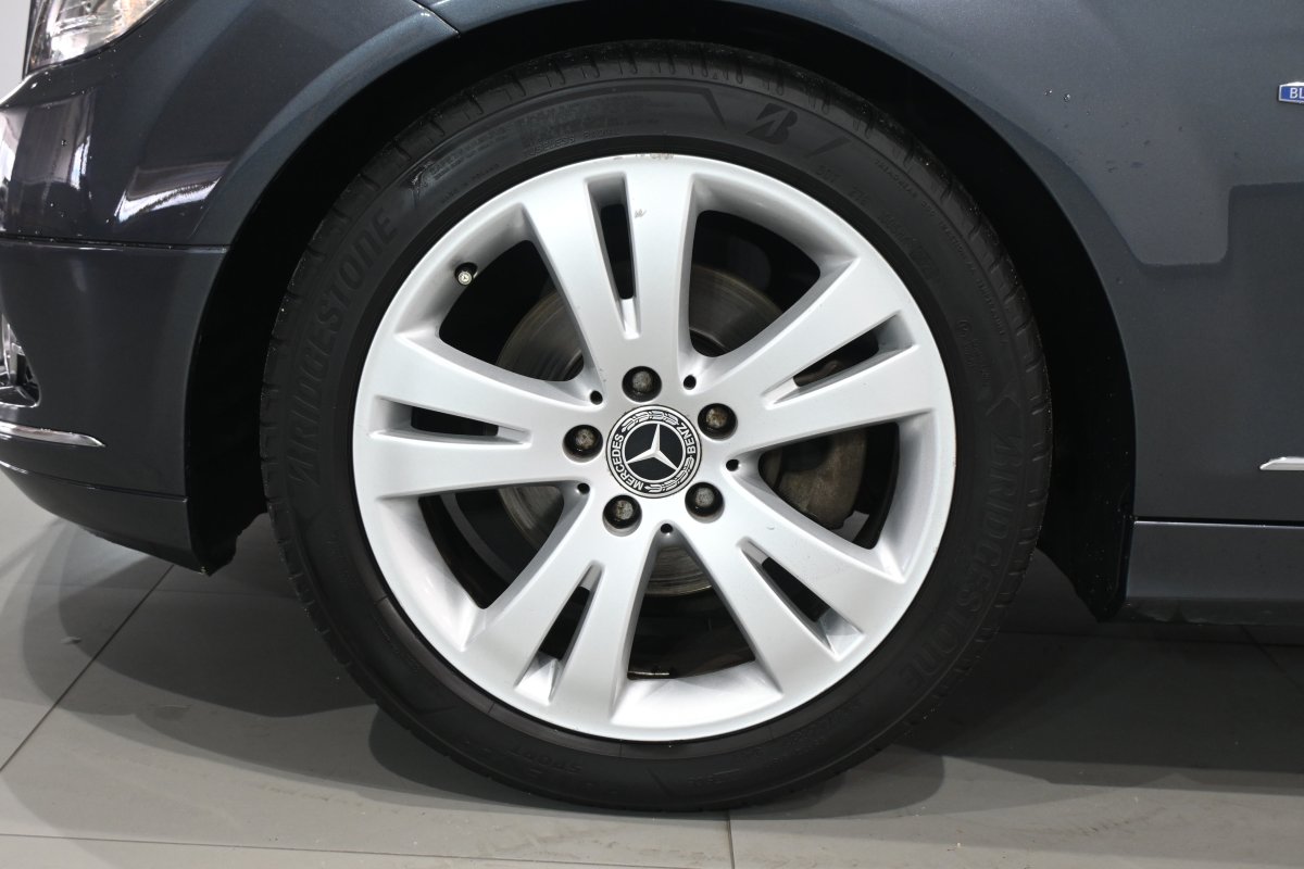 Foto Mercedes-Benz C 32