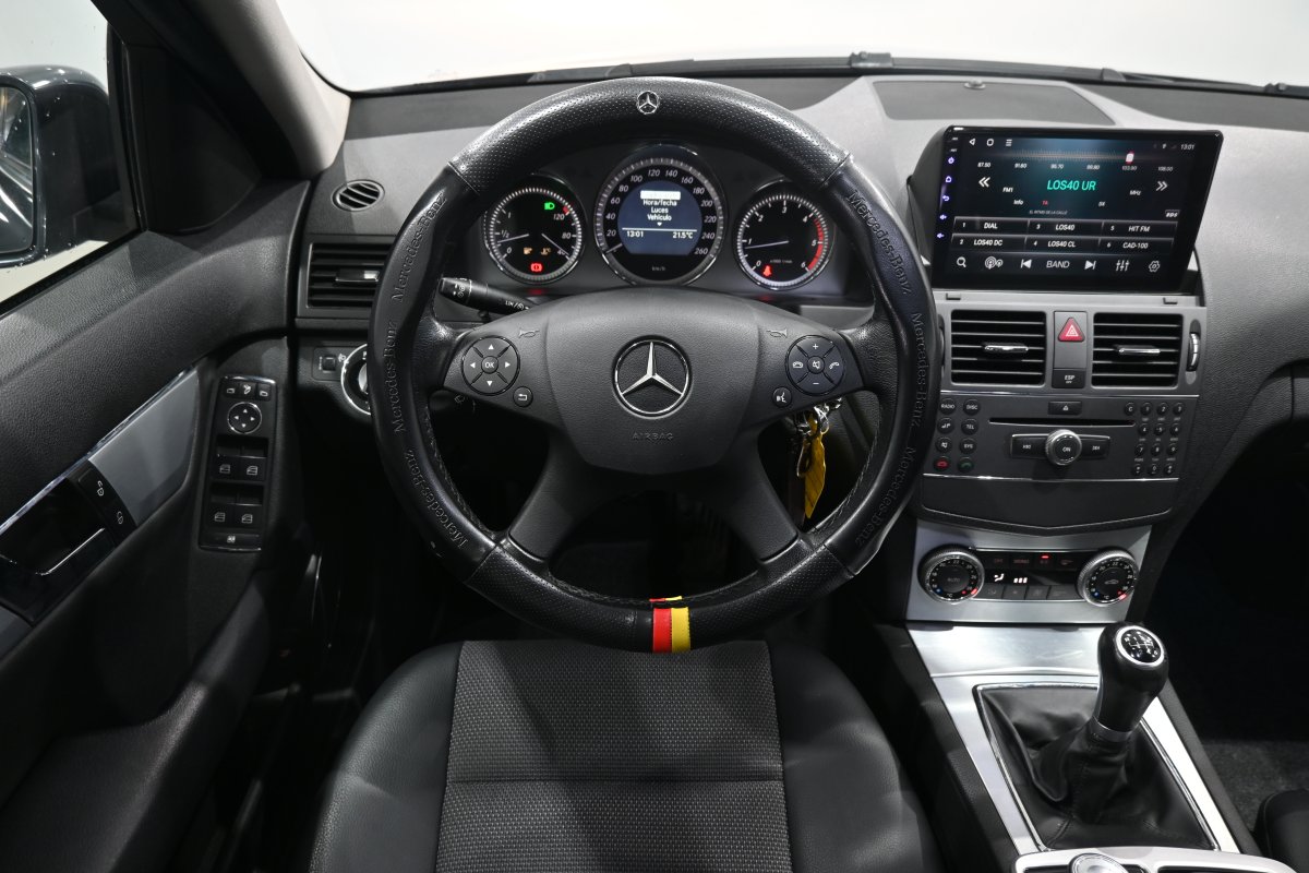 Foto Mercedes-Benz C 21