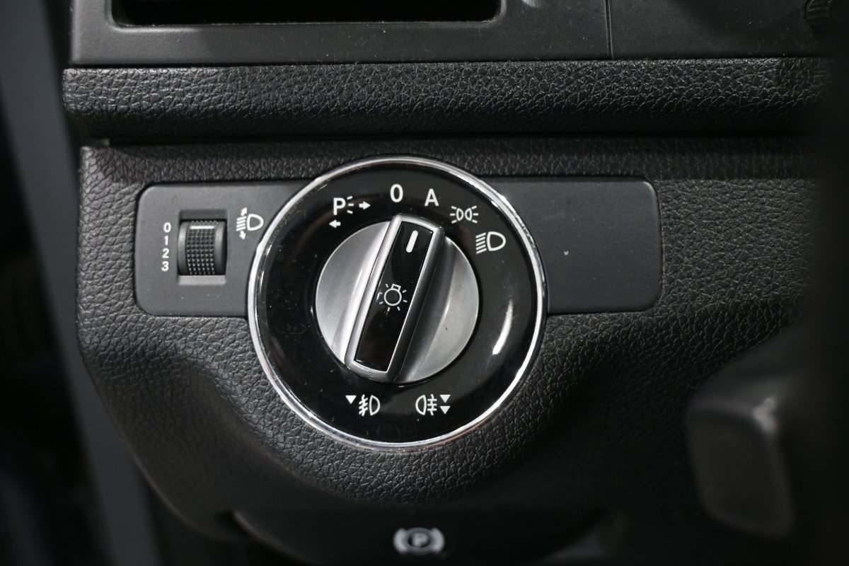 Foto Mercedes-Benz C 29