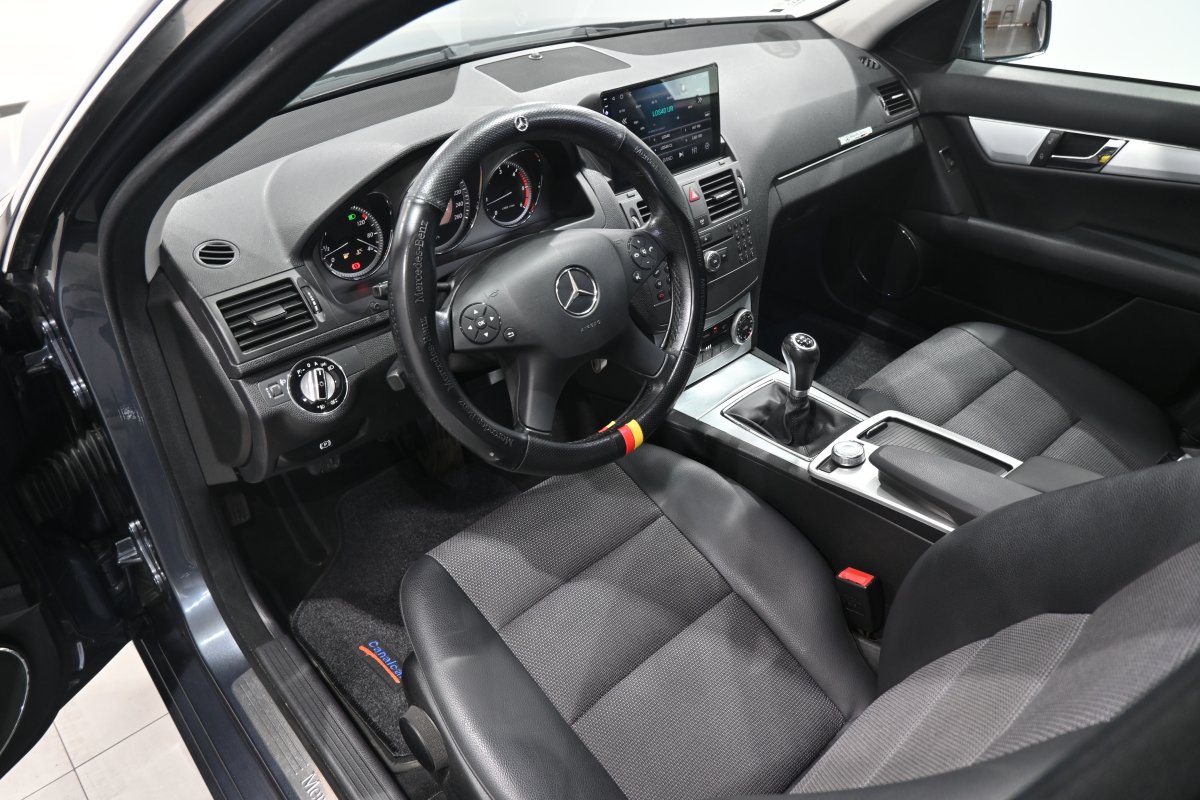 Foto Mercedes-Benz C 9
