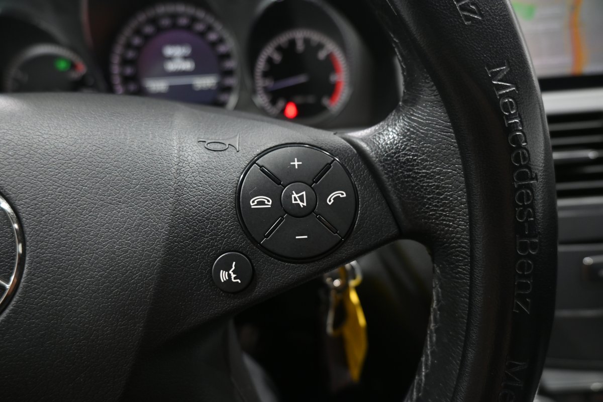 Foto Mercedes-Benz C 26