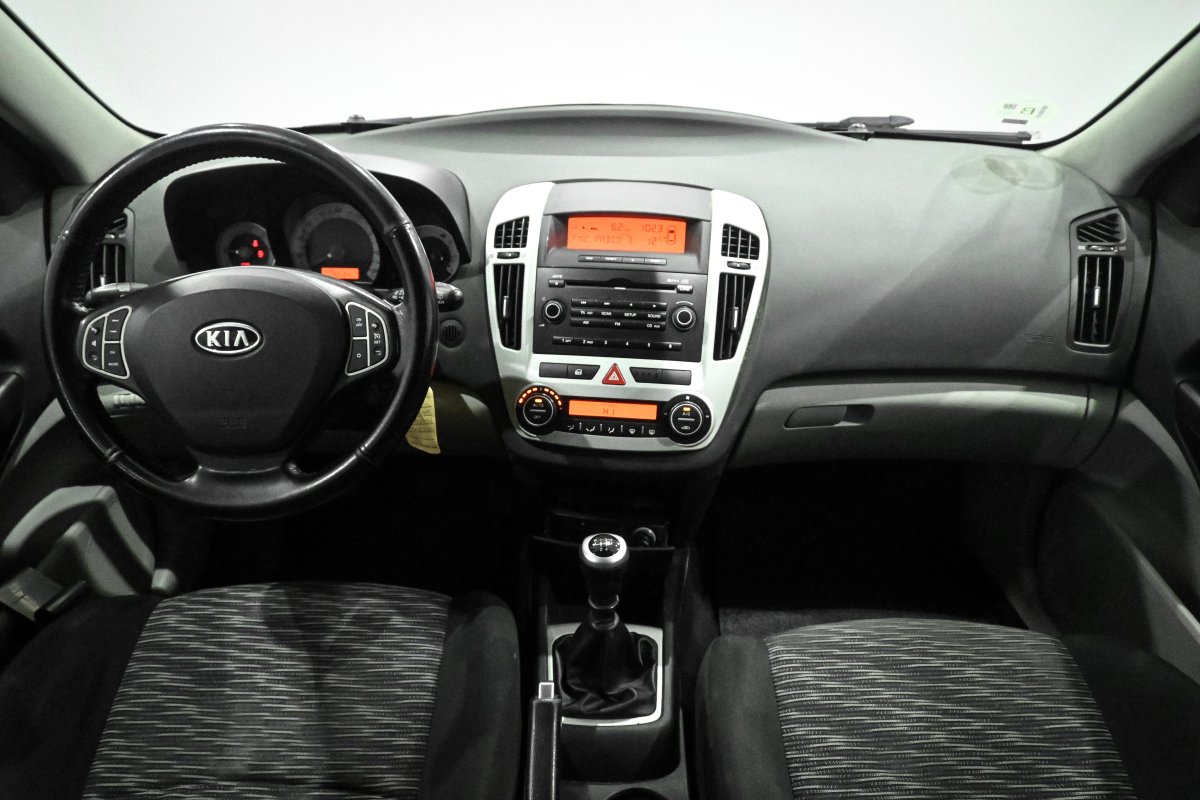 Foto Kia Cee´d 15