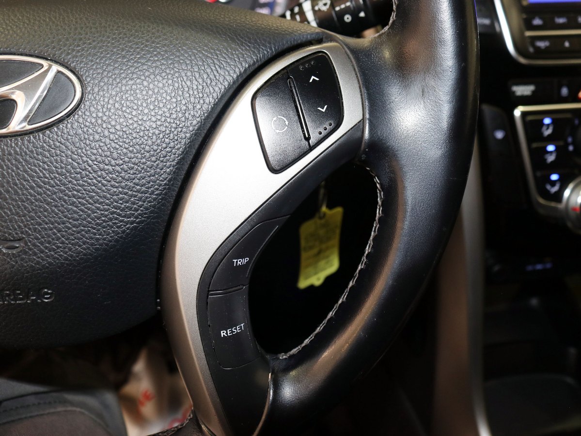 Foto Hyundai i30 18