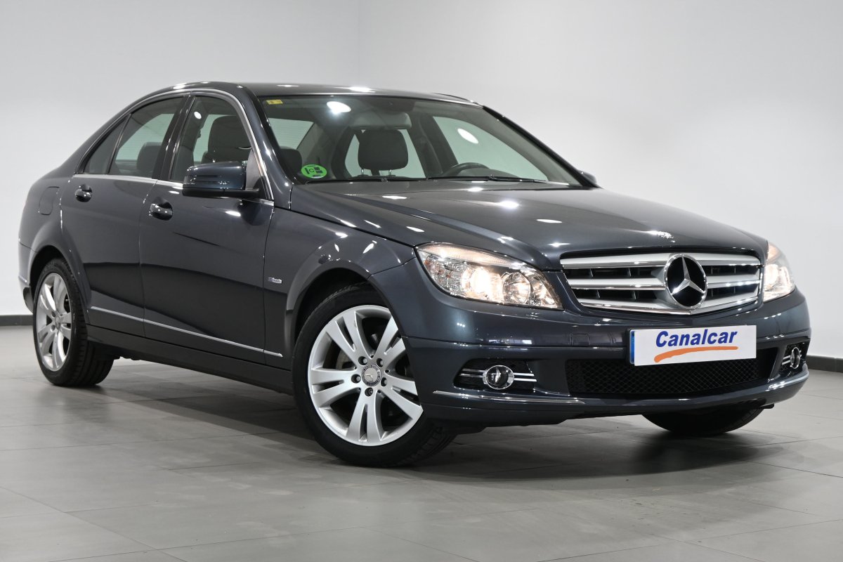 Foto Mercedes-Benz C 3