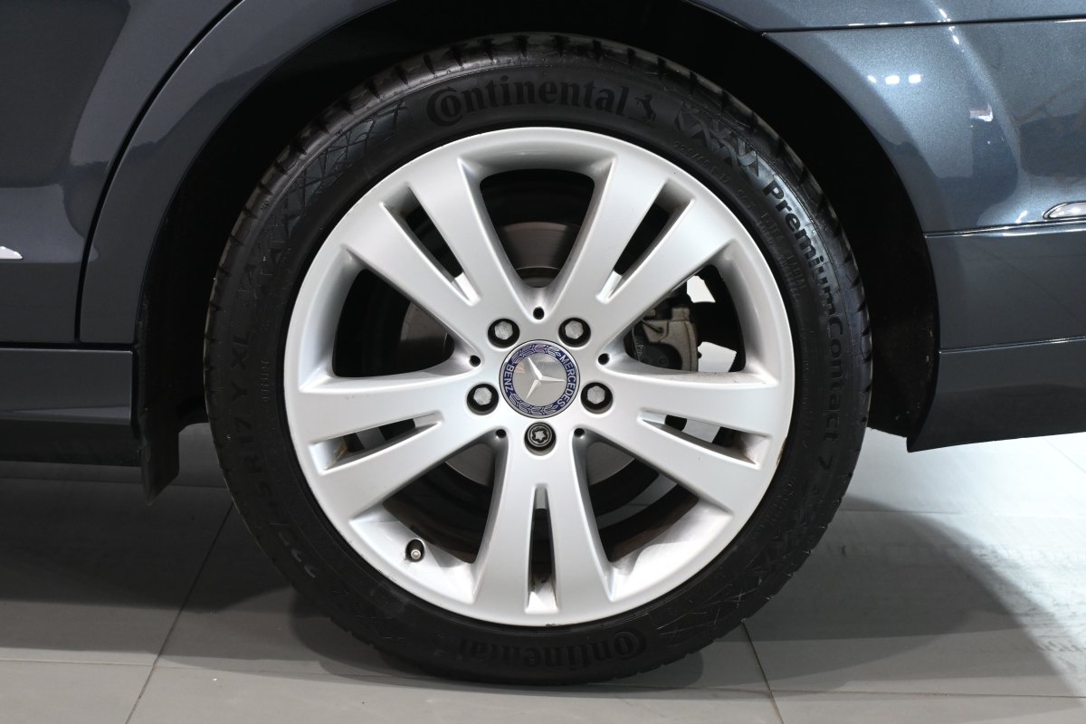Foto Mercedes-Benz C 25