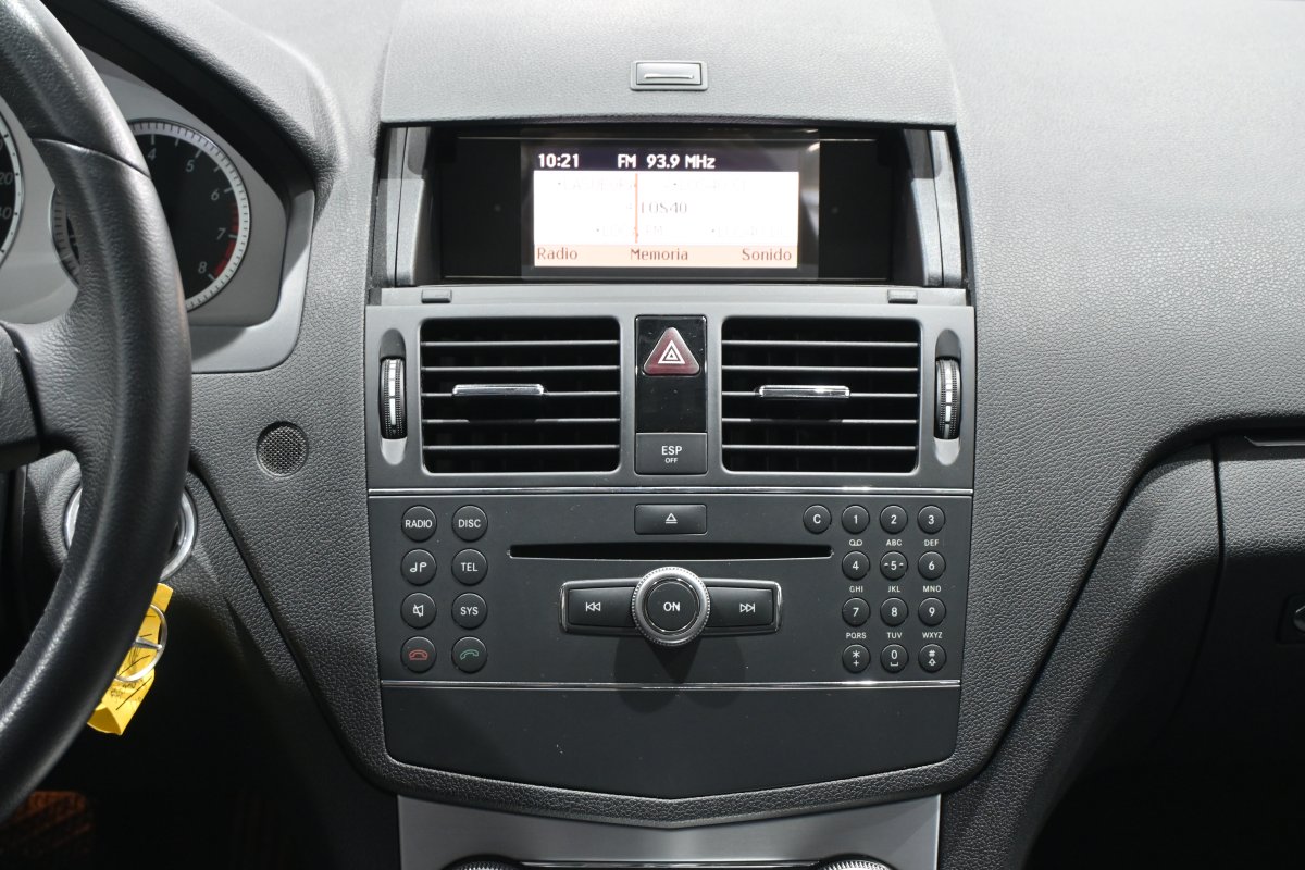 Foto Mercedes-Benz C 14