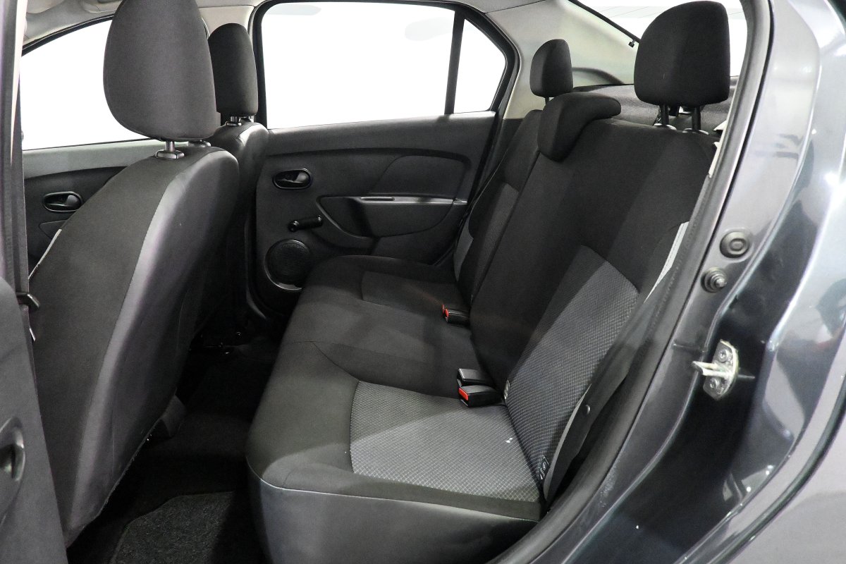 Foto Dacia Logan 11