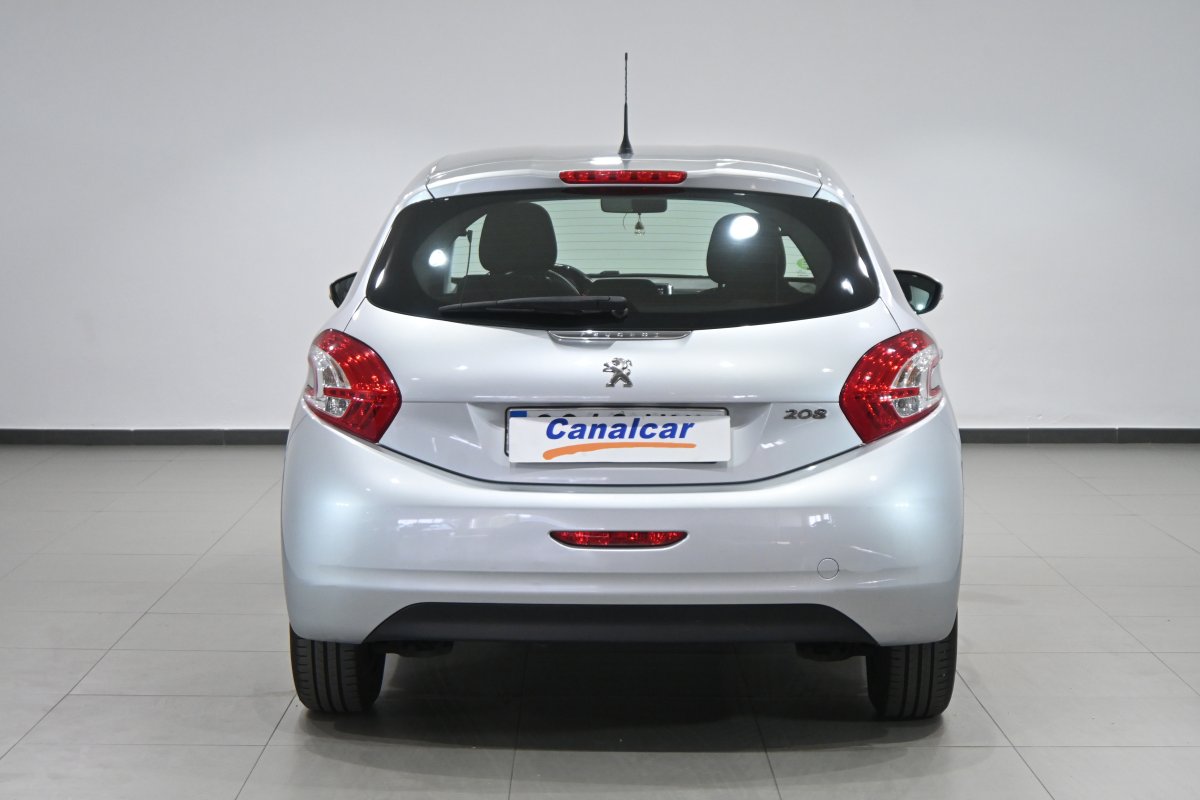 Foto Peugeot 208 5