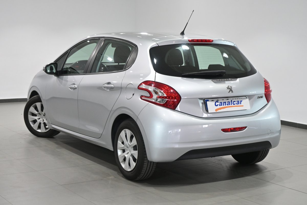 Foto Peugeot 208 6