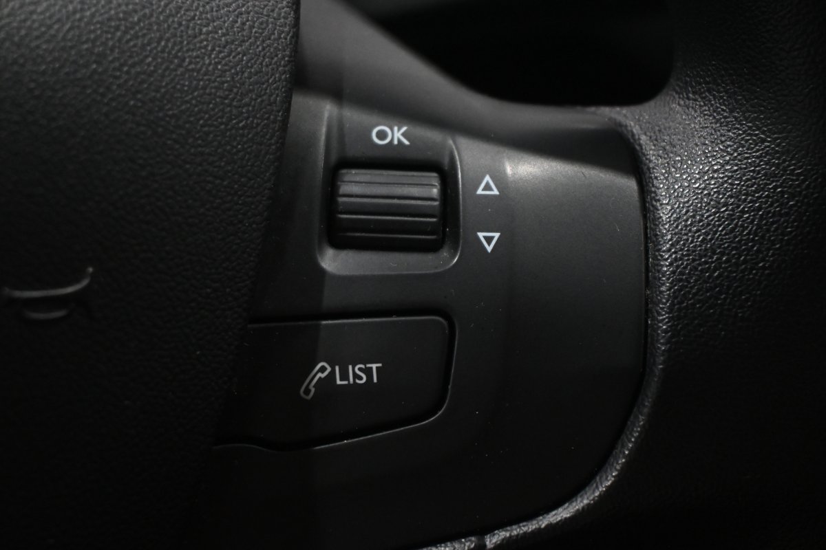 Foto Peugeot 208 27