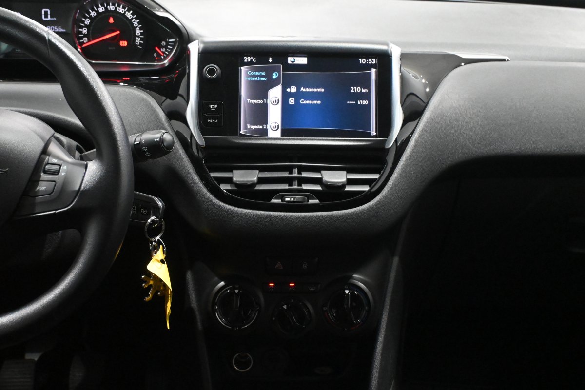 Foto Peugeot 208 15