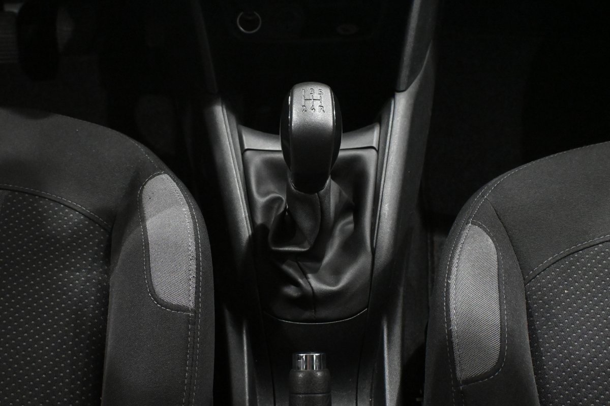 Foto Peugeot 208 21