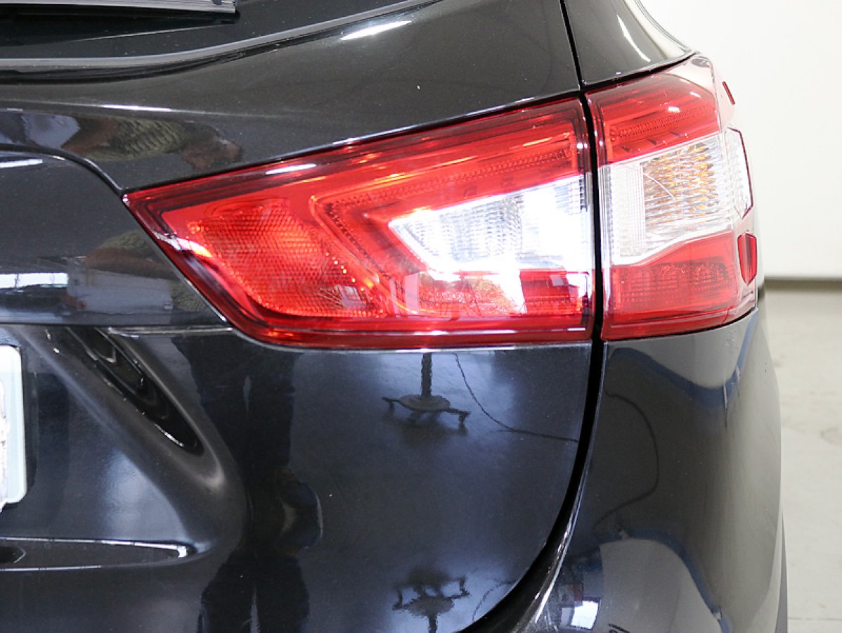 Foto Nissan Qashqai 10