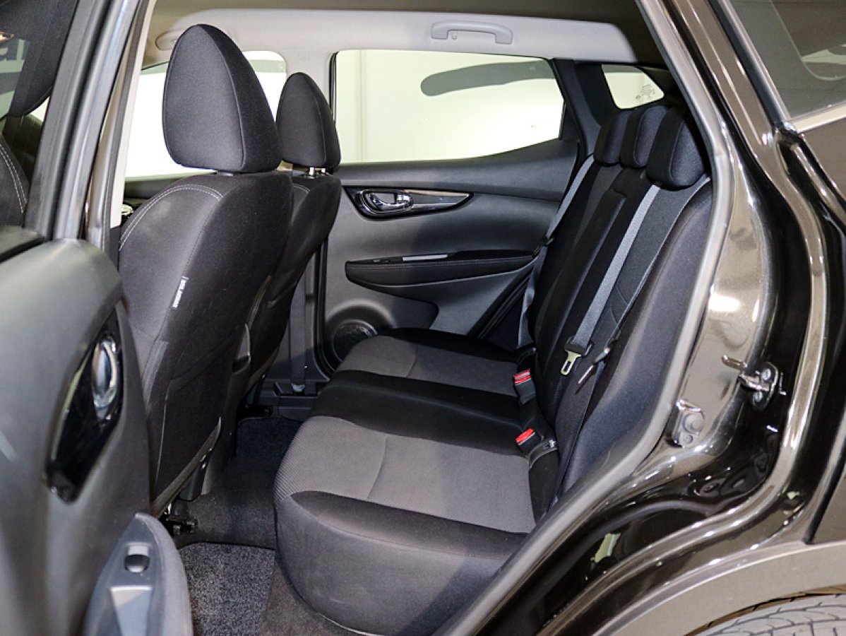 Foto Nissan Qashqai 15