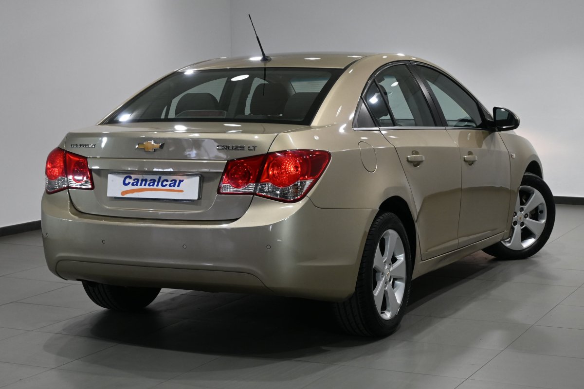 Foto Chevrolet Cruze 4