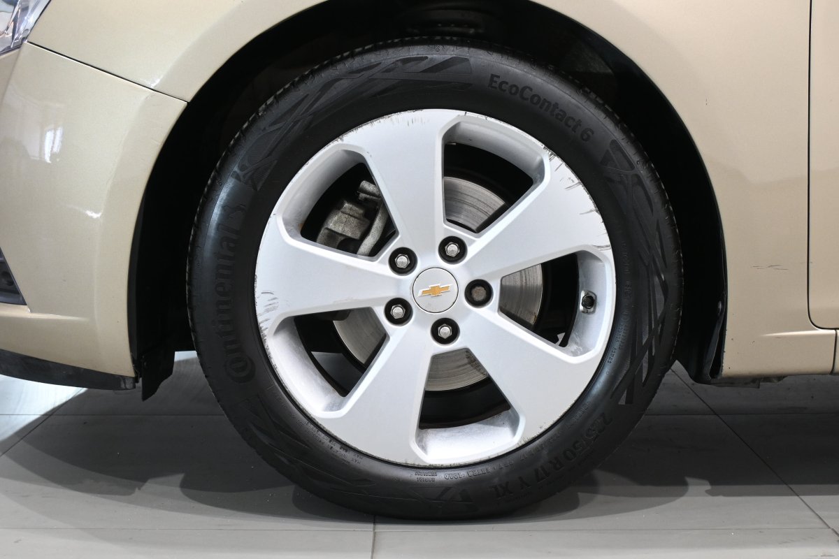 Foto Chevrolet Cruze 25
