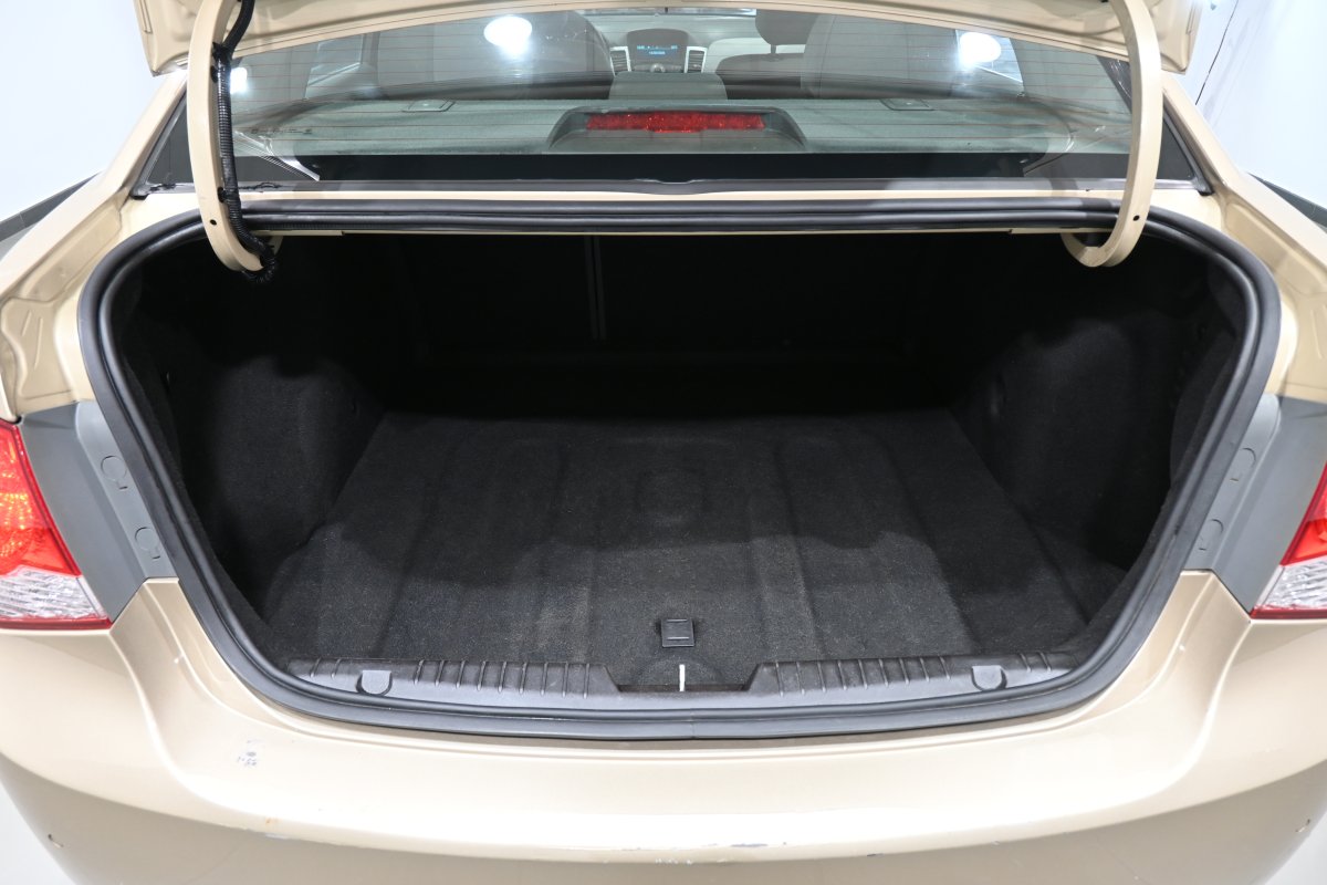 Foto Chevrolet Cruze 8