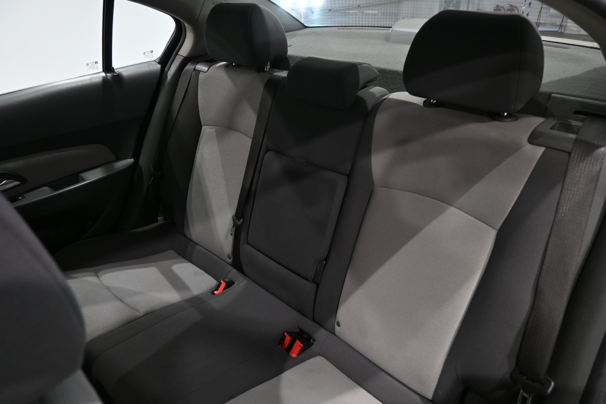 Foto Chevrolet Cruze 12