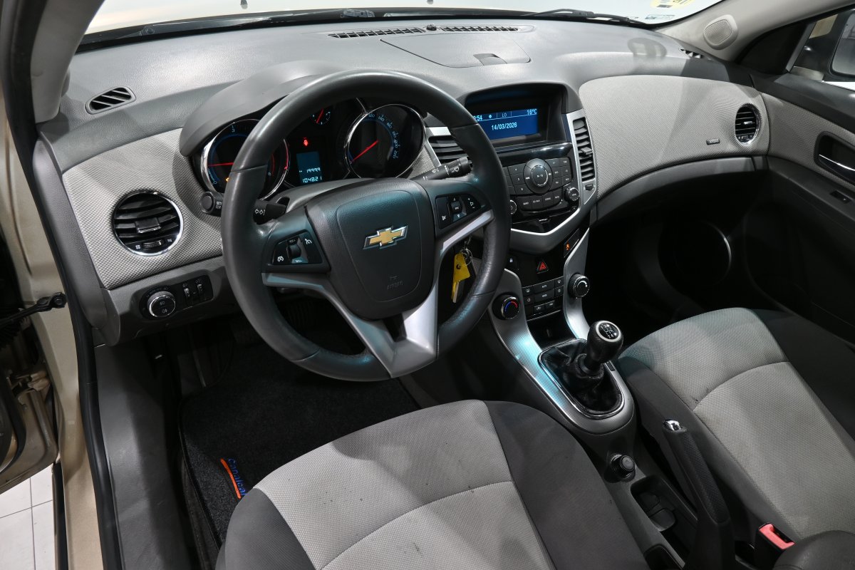Foto Chevrolet Cruze 9