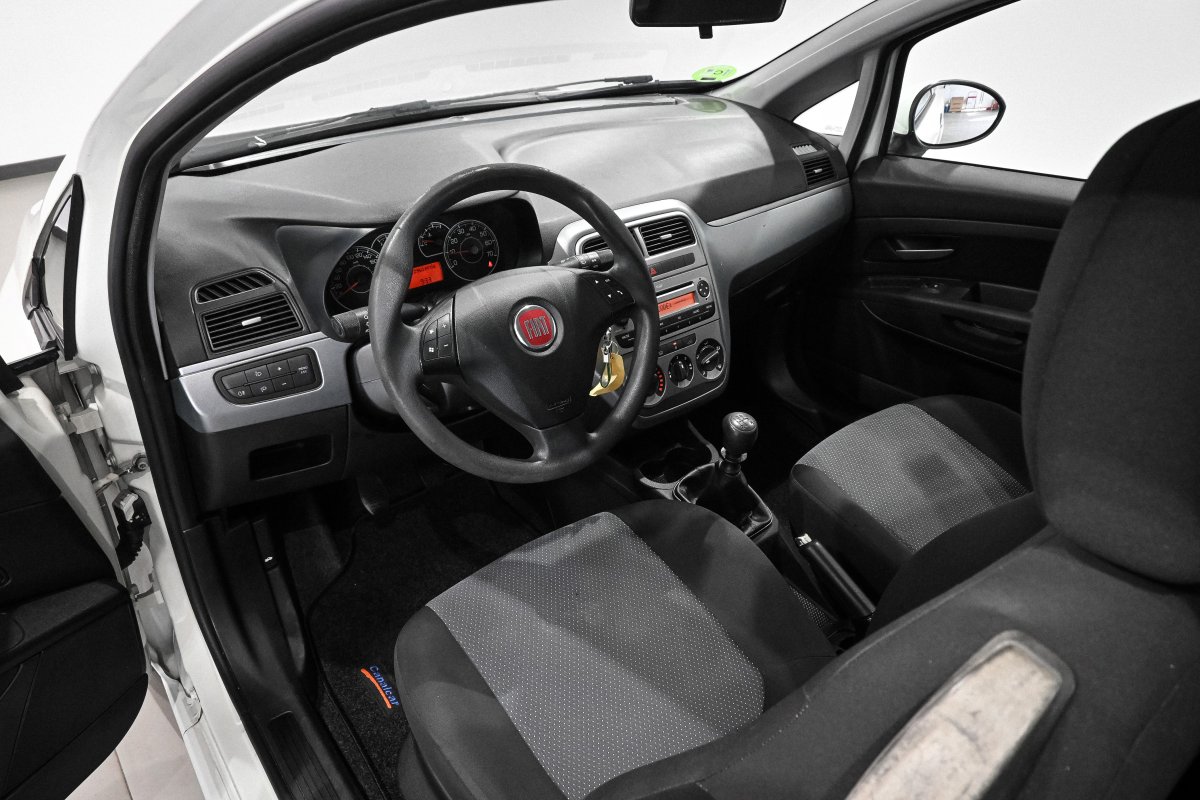 Foto Fiat Punto 9